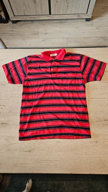Polo à manches courtes bleu foncé et rouge, Boss Life Style, L, peu mis