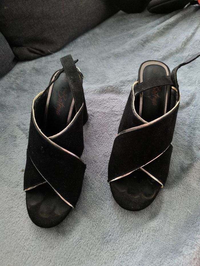 Sandales taille39 portés 2 fois