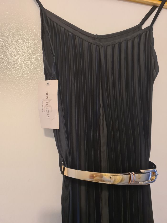 Robe satin plissé noir - photo numéro 3