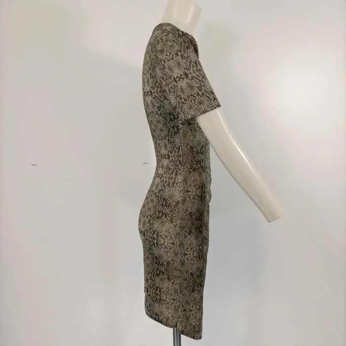 Robe courte imprimé serpent Cmt atelier taille 38 drapée col V manches courtes stretch A221 - photo numéro 5