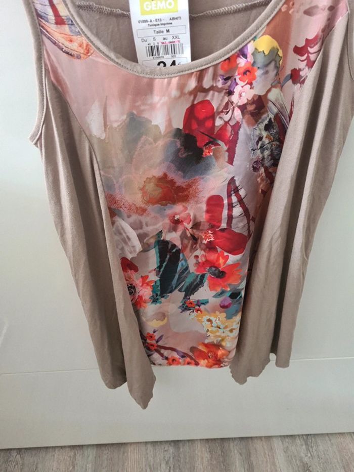 Haut fleurie - photo numéro 2