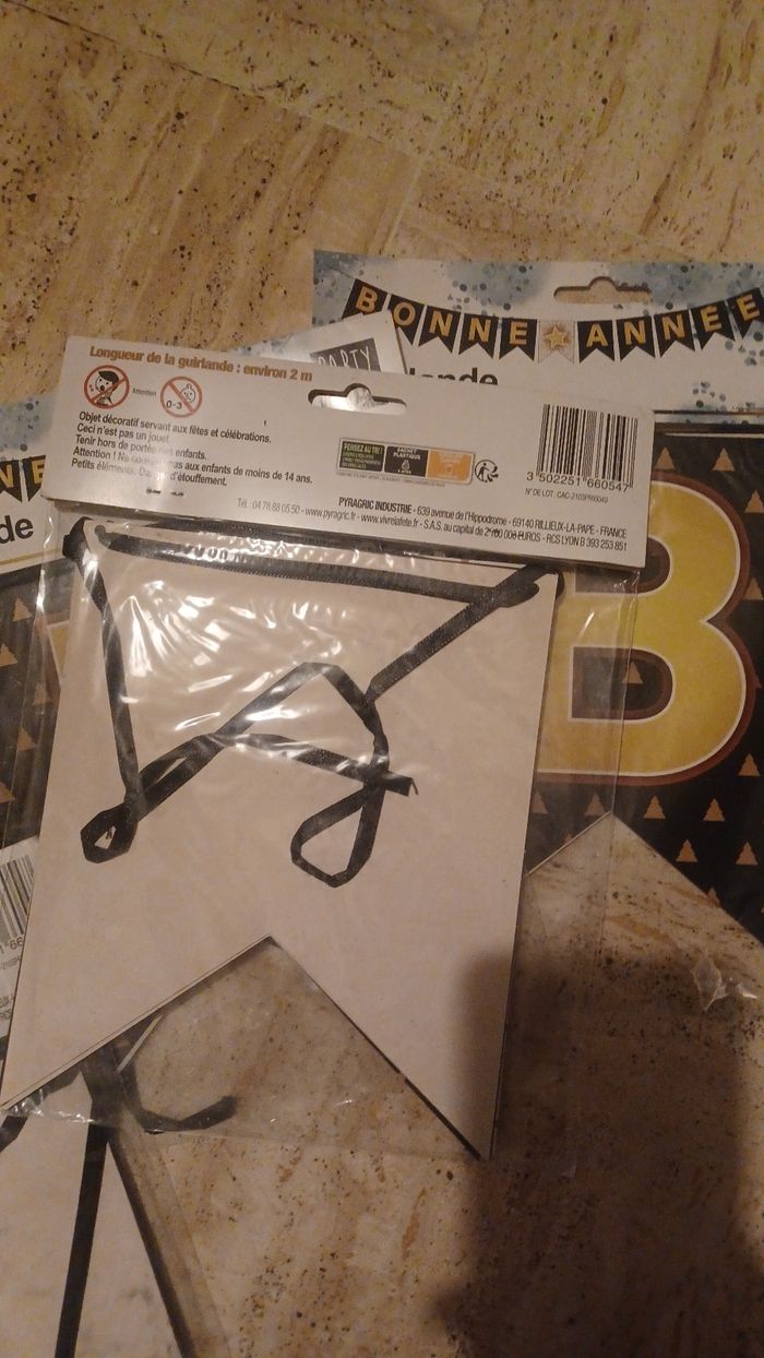 Chauve-souris halloween 🎃 en papier et d'autres déco selfie party neuf - photo numéro 9