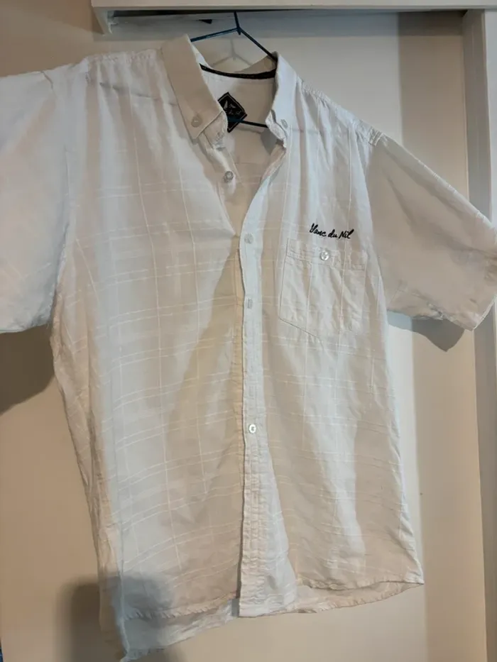 Très belle chemise Blanc du Nil taille L - 40 en très bon état - photo numéro 2