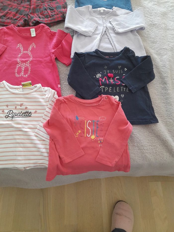 Lot vêtements fille 6 mois - photo numéro 2