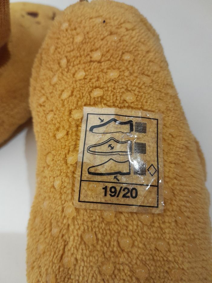 Chaussons bebe 4 - photo numéro 2