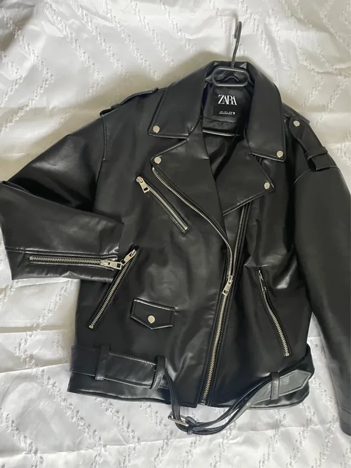 Zara Veste Perfecto en similicuir Oversize taille L 🖤 - photo numéro 5