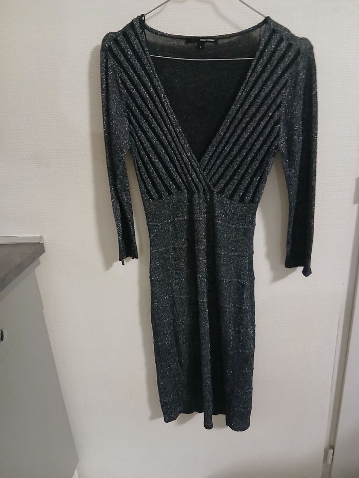 Robe femme paillete taille L couleur gris marque tally  weijl tres bonne etat - photo numéro 2