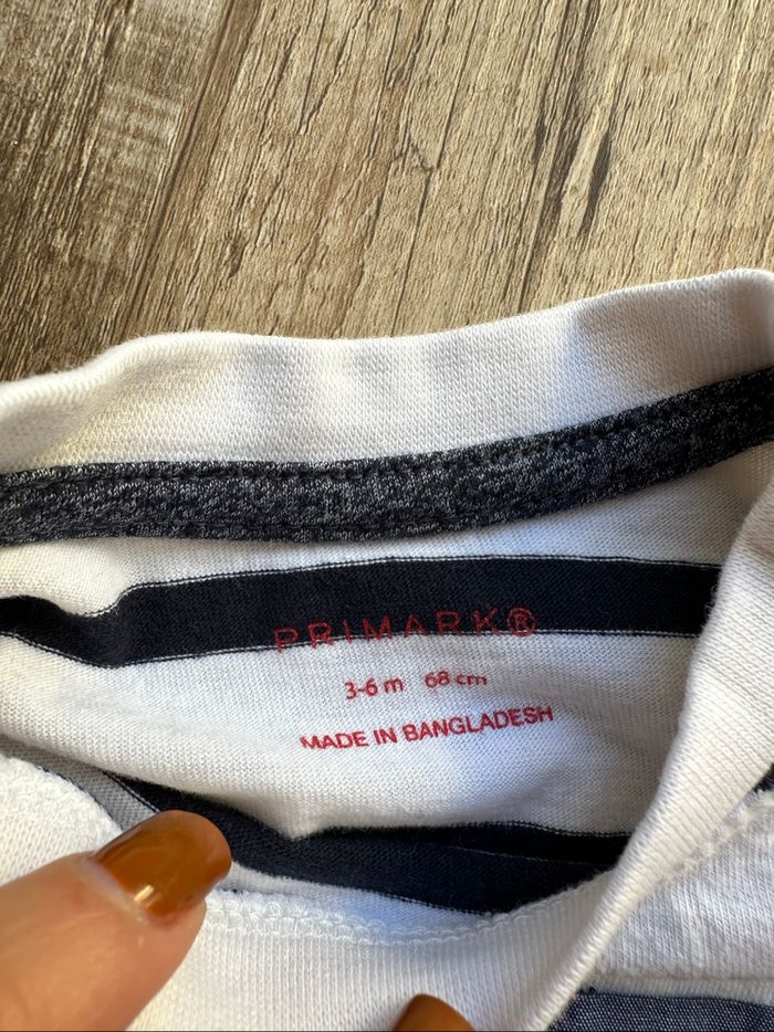 - Tee shirt Primark - 3 mois - Très bon état - photo numéro 2
