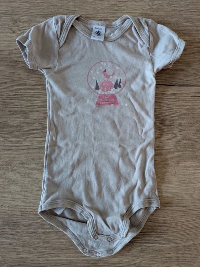 Lot de 9 bodies manches courtes Taille 18 mois - photo numéro 6
