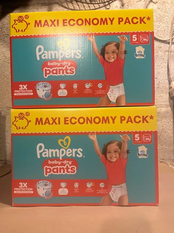 Couches T5 Pants Pampers