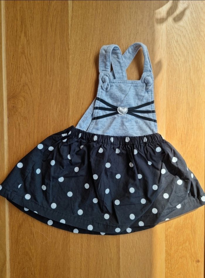 Robe.