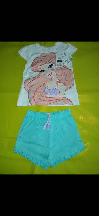 Ensemble short et tee shirt la petite sirène disney 86cm 18/24 mois