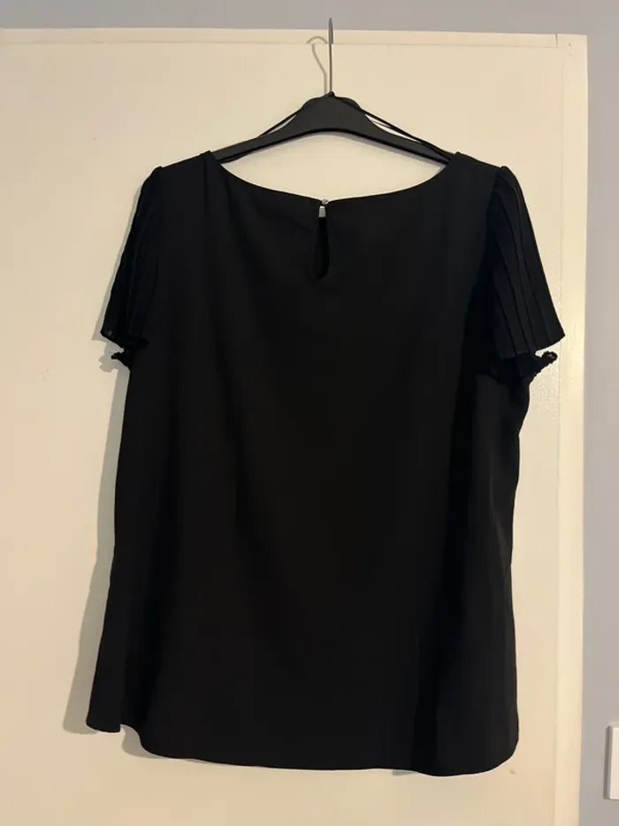 Blouse noire - photo numéro 2