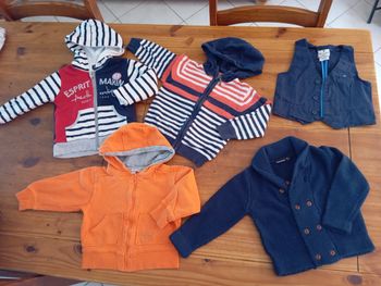 Lot vêtement garçons 24 mois -2 ans