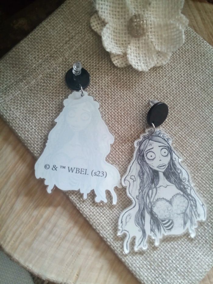 Boucles d'oreilles noires et blanches - photo numéro 3