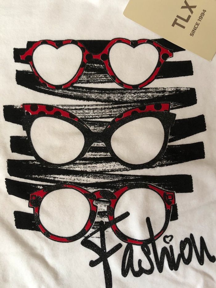 Joli T-shirt blanc ML T. 8 ans fille Neuf avec étiquette - photo numéro 3