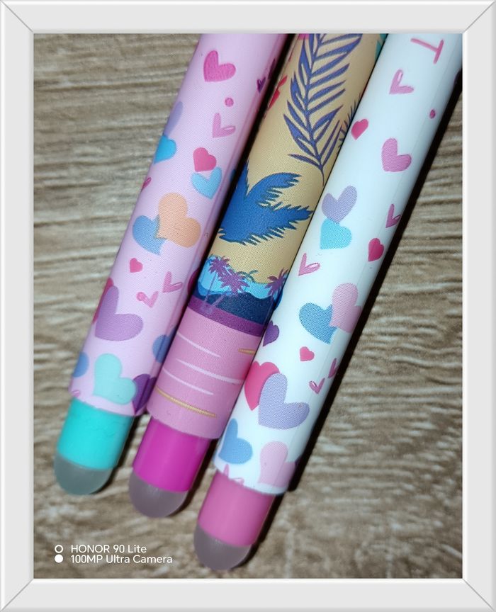 Divers stylos effaçables fille dont Angel - photo numéro 3