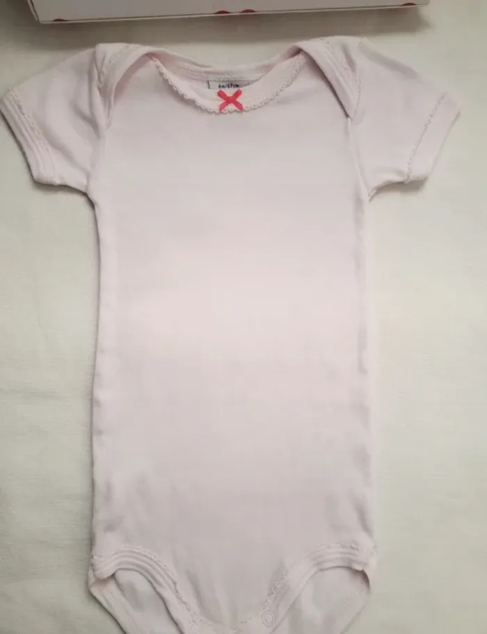 Lot body petit bateau 6 mois - photo numéro 3