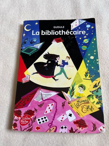 La bibliothécaire 