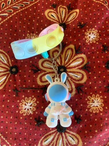 Bracelet / porte clés pop it