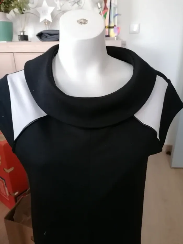 robe noir et blanche jacqueline riu taille 42 comme neuve - photo numéro 2