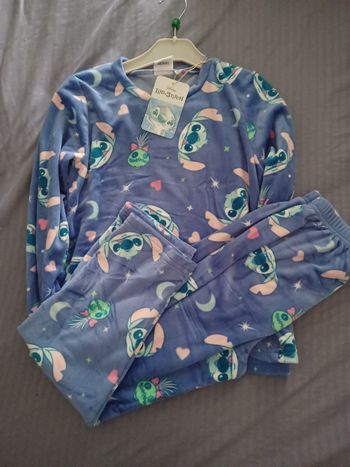 Pyjama fille stitch  8 ans