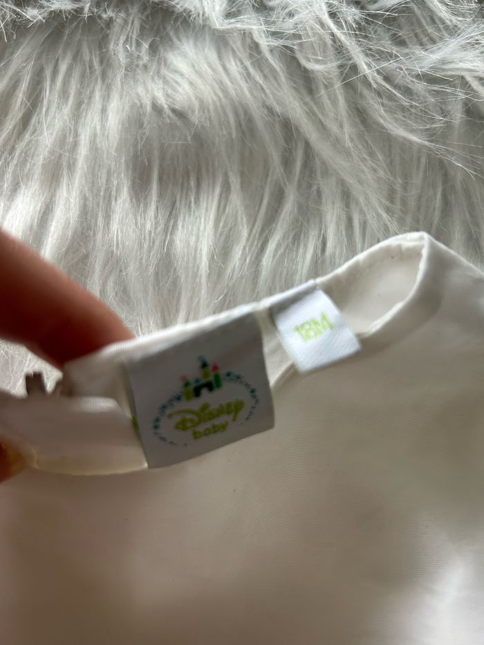 Très belle robe blanche 🥰 taille 18 mois Disney minnie - photo numéro 2