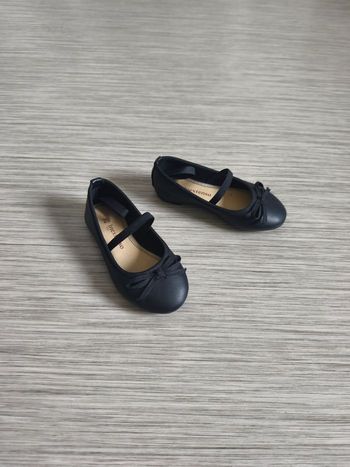 Ballerines noires T. 25