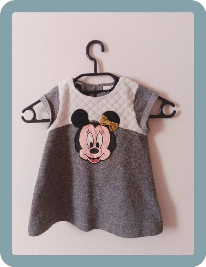 Robe taille 12 mois Disney