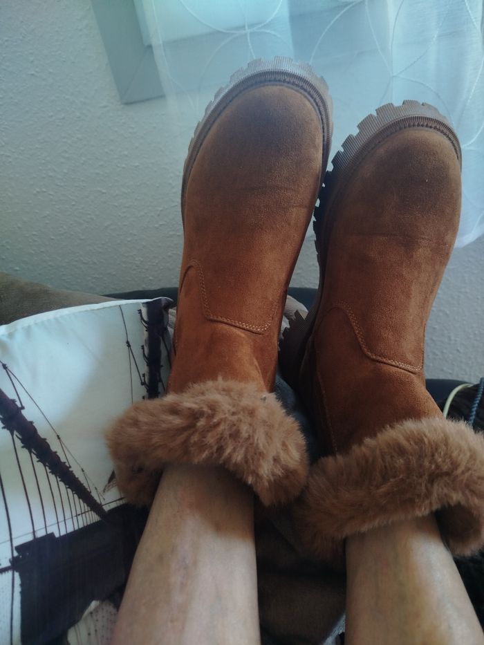 Bottes Fourrées Manoukian neuves - photo numéro 2