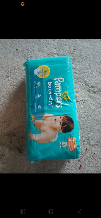 Couches pampers