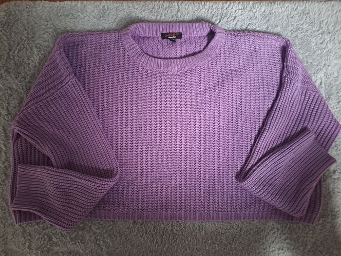 Pull  jennyfer taille M couleur lilas bon état