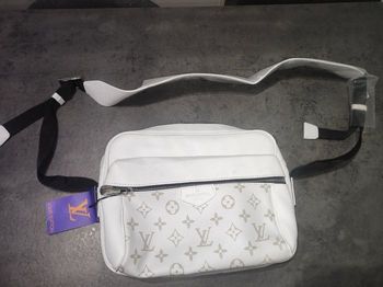 Sacoche louis Vuitton