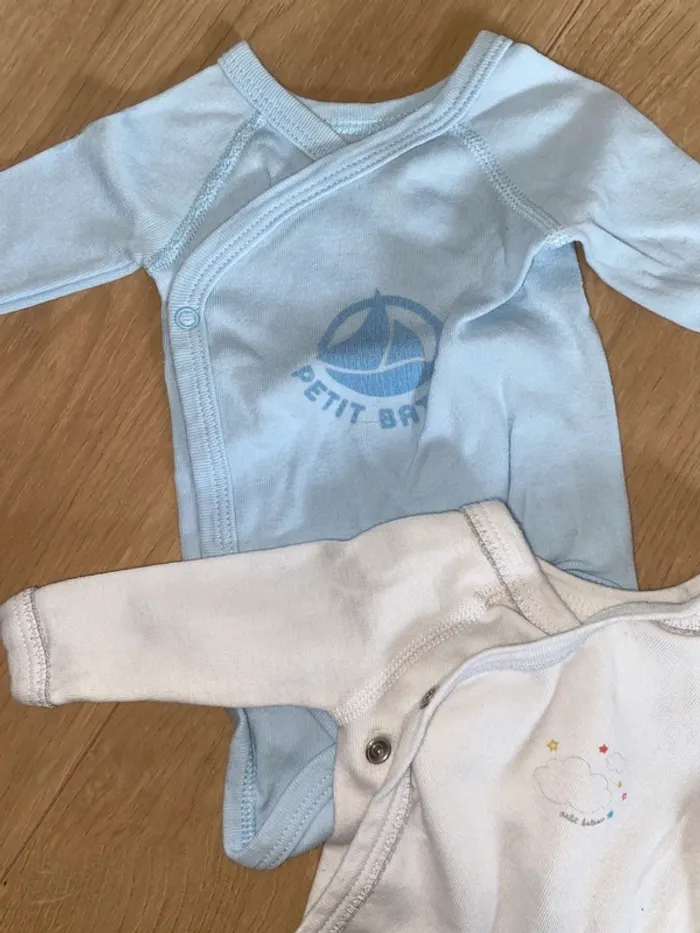 Lot de 3 bodies Petit Bateau - Taille Naissance - photo numéro 3