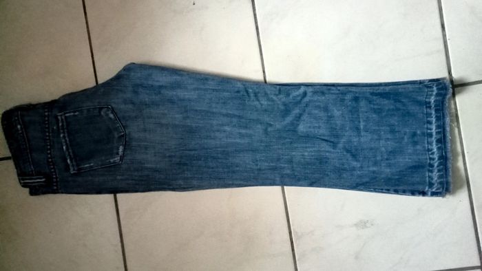 Pantalon court en jean bleu clair - photo numéro 5