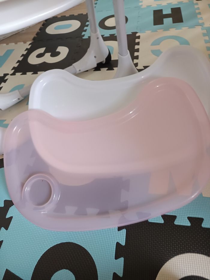 chaise haute pour bébé - photo numéro 3