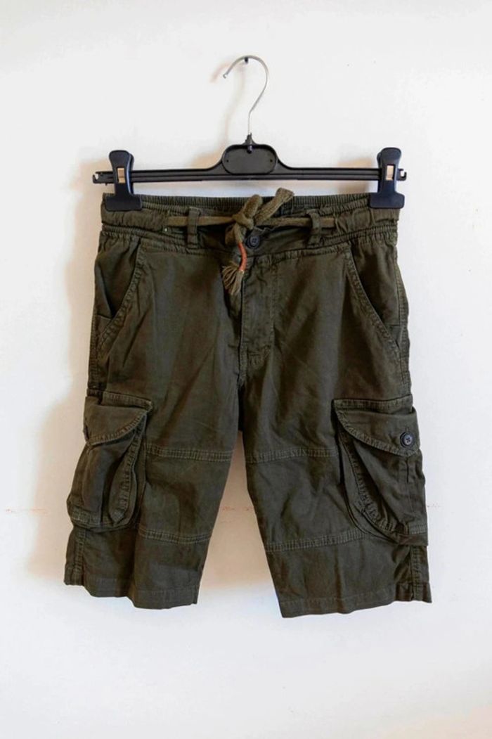 C47 short kaki Zara S