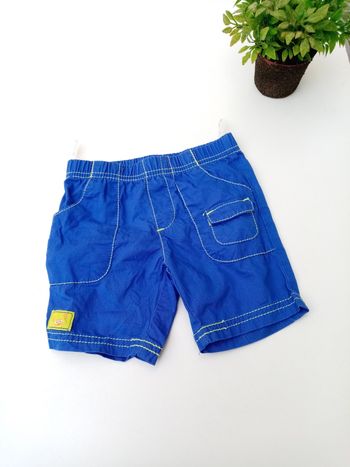 Short, garçon,