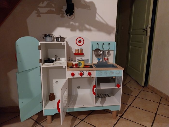 Cuisine enfant en bois - photo numéro 2