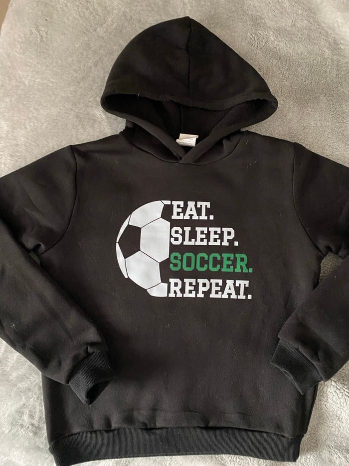 Sweat capuche en 12 ans - photo numéro 4