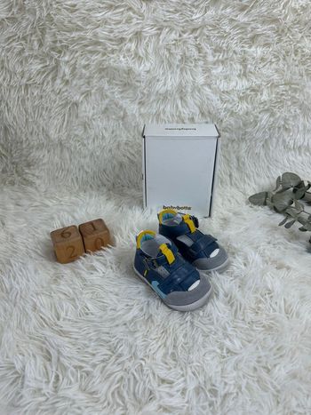 Paire de chaussures Babybotte taille 20