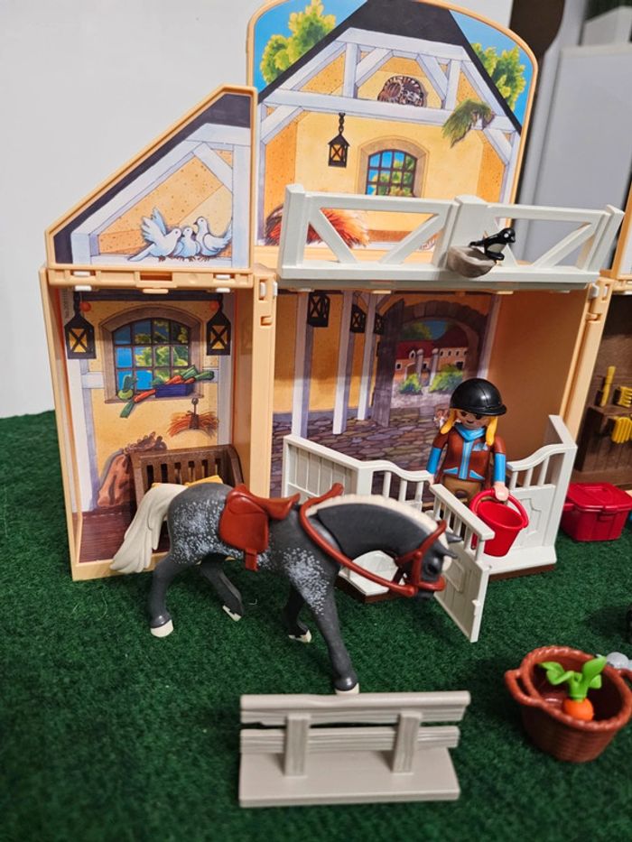 Playmobil coffre Écurie 5418 - photo numéro 2