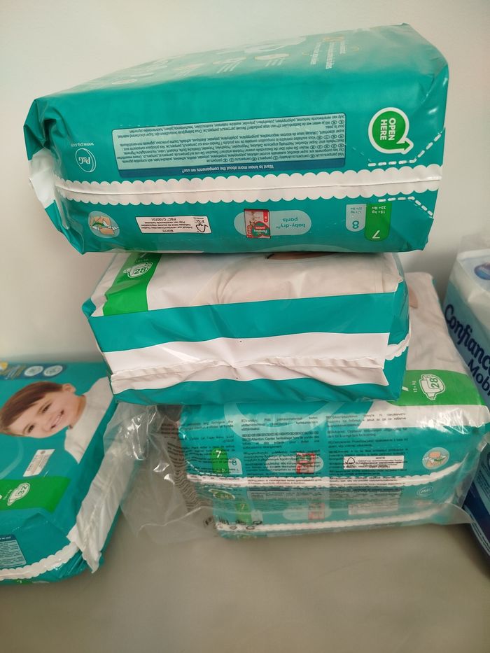 Couches Pampers taille 7 - photo numéro 3