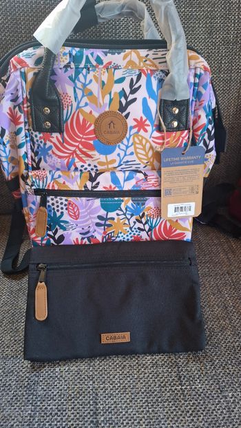 Sac cabaia neuf avec étiquettes