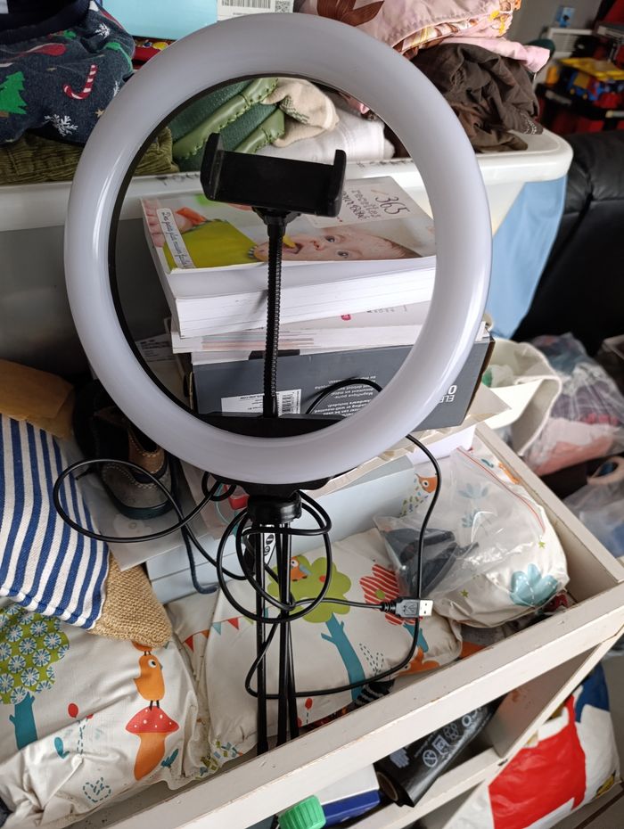 Pied lumière avec télécommande sur fil