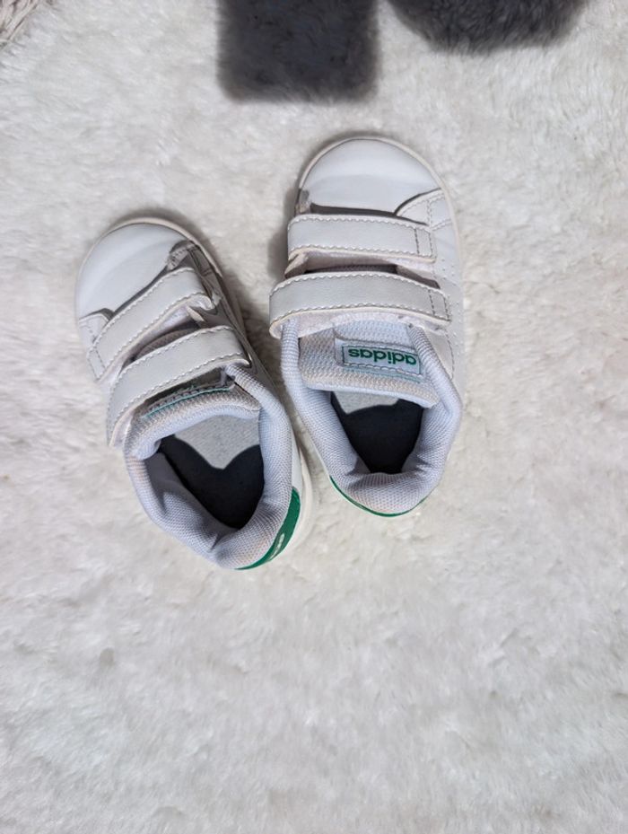 Basket adidas t.22 - photo numéro 3