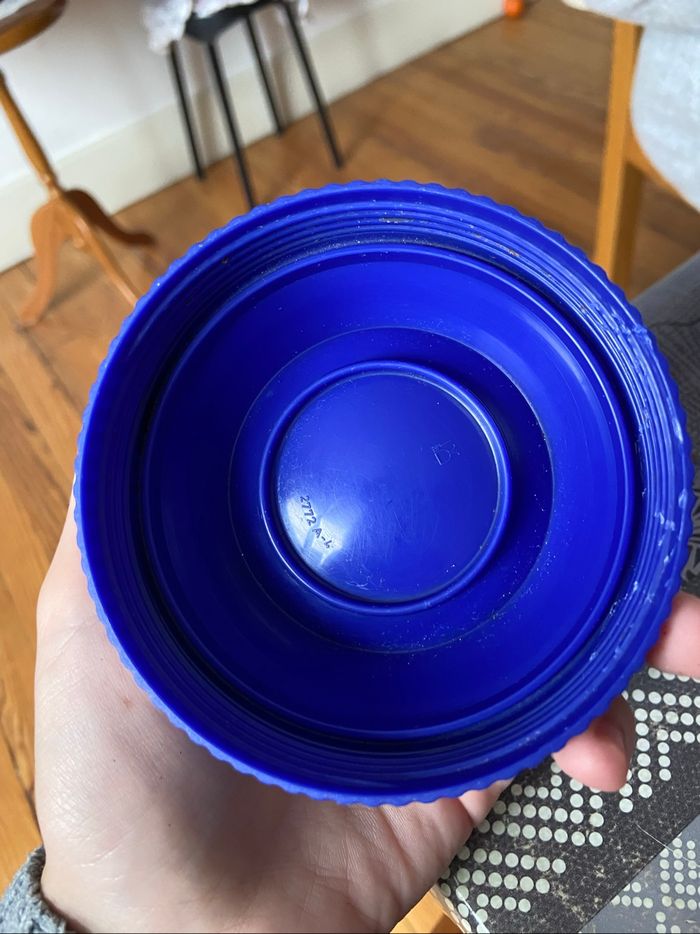 Boîte de conservation bleu - photo numéro 4