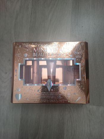 Charlotte's mini viral beauty icons