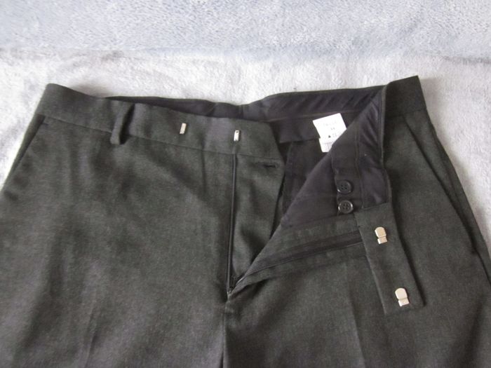 pantalon - photo numéro 3