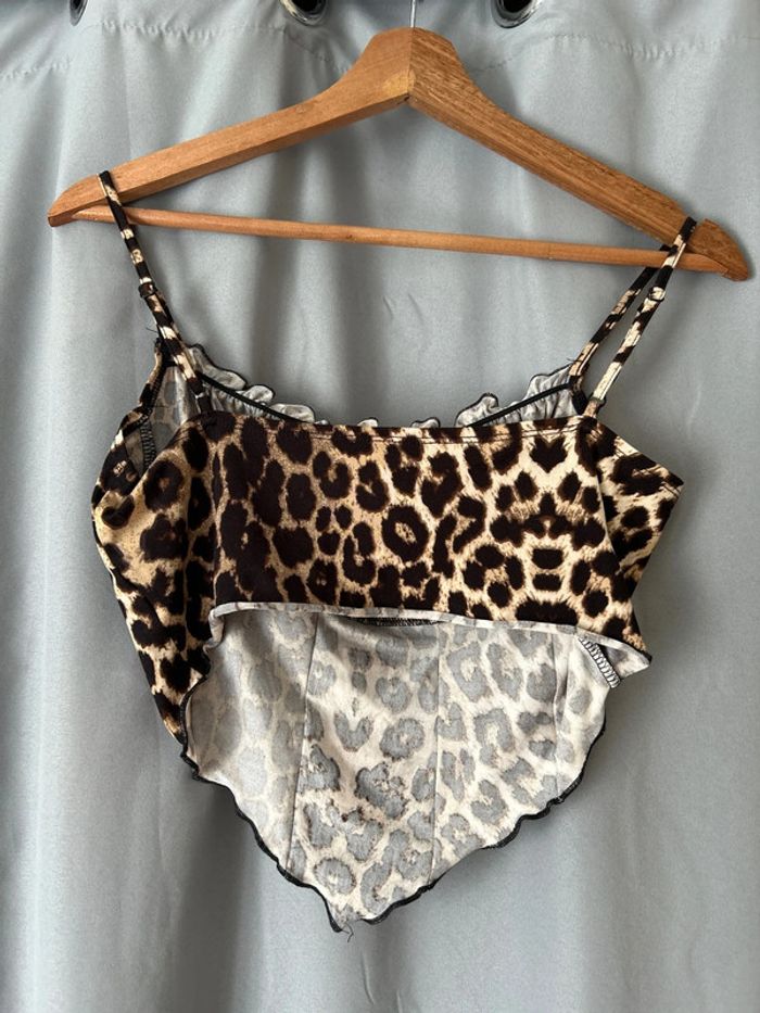 Crop top léopard - photo numéro 2